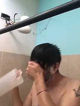 Alexitho25 online show from November 2025 09:40:02 PM