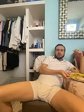 Alexitho25 online show from July 2026 09:59:01 PM