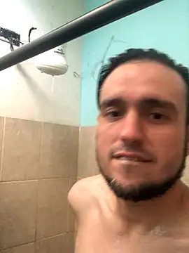 Alexitho25 online show from October 2025 09:45:01 PM