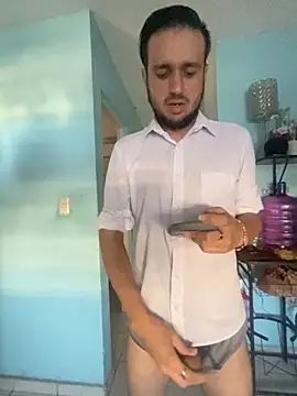 Alexitho25 online show from November 2025 10:24:02 PM