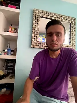 Alexitho25 online show from November 2025 09:51:02 PM