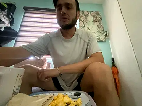 Alexitho25 online show from September 2025 06:46:01 PM