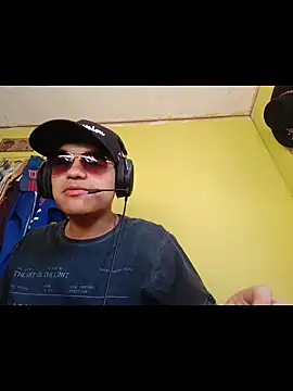 juanfritaa21 online show from November 2025 08:25:02 PM