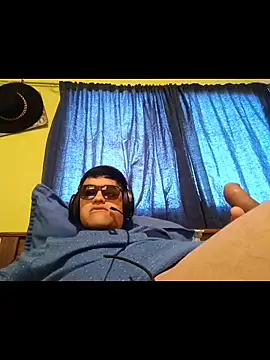 juanfritaa21 online show from October 2025 01:42:05 PM