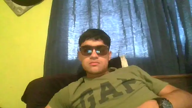 juanfritaa21 online show from November 2025 11:25:02 PM