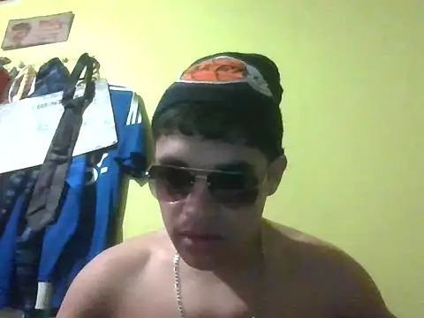 juanfritaa21 online show from September 2025 11:12:02 PM