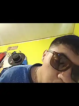 juanfritaa21 online show from October 2025 03:23:01 PM