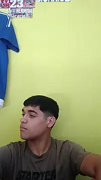 juanfritaa21 online show from March 2026 08:56:01 PM