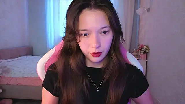Snapshot of yuna_sunshy chatting on July 2026 01:12:02 AM yuna sunshy online show from July 2026 01:12:02 AM