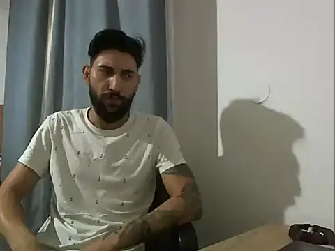 Alexgrc13 online show from October 2025 06:15:01 AM