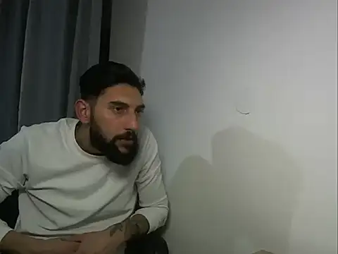 Alexgrc13 online show from October 2025 04:41:02 PM