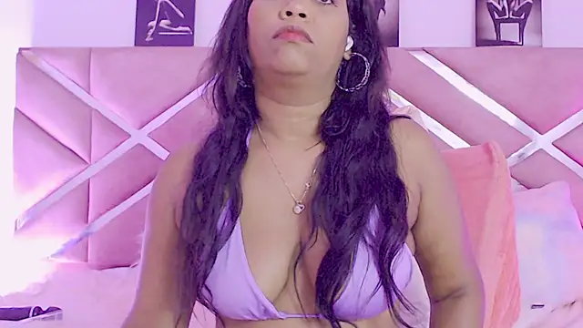 sofia 07 online show from December 2025 08:19:01 PM