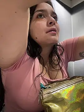 Emily Rivers  online show from November 2025 01:15:02 PM