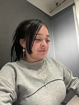 Emily Rivers  online show from October 2025 02:57:01 AM