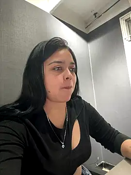 Emily Rivers  online show from November 2025 12:38:02 PM