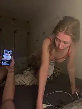 dancingqueen88 online show from September 2025 10:43:01 PM