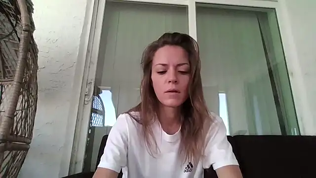 Snapshot of LaylaRainVIP chatting on September 2025 02:39:02 PM LaylaRainVIP online show from September 2025 02:39:02 PM