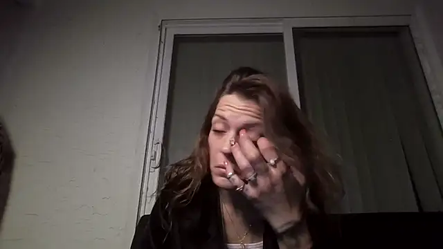 Snapshot of LaylaRainVIP chatting on December 2025 12:00:02 PM LaylaRainVIP online show from December 2025 12:00:02 PM