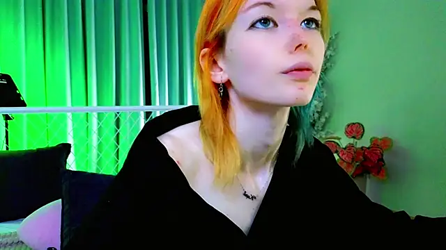Kiara Dream online show from July 2026 10:18:01 PM