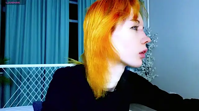 Kiara Dream online show from June 2026 09:42:02 PM