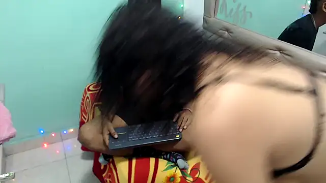 kloe matias online show from September 2025 02:23:01 AM