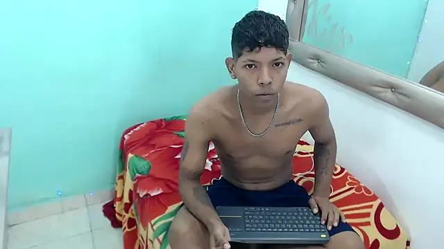 kloe matias online show from October 2025 01:23:01 PM