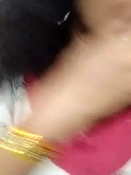 Snapshot of Varsha21 chatting on September 2025 07:43:01 AM Varsha21 online show from September 2025 07:43:01 AM