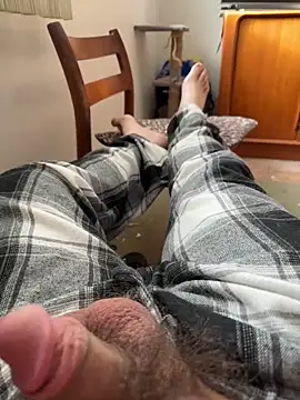 Snapshot of Spartacus514 chatting on November 2025 05:17:01 PM Spartacus514 online show from November 2025 05:17:01 PM