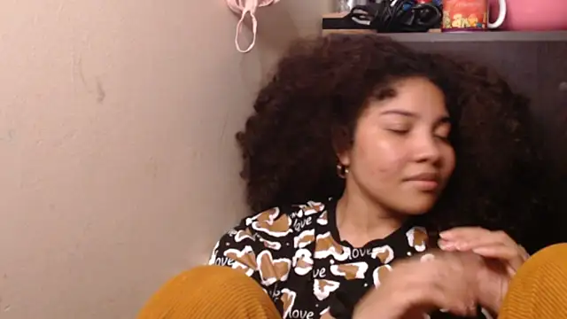 madelene online show from November 2025 01:20:02 AM