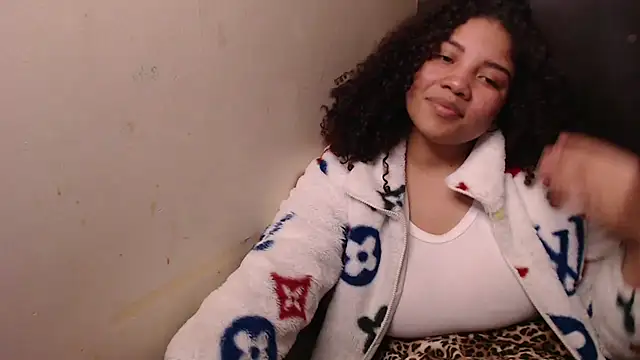 madelene online show from September 2025 12:55:01 AM