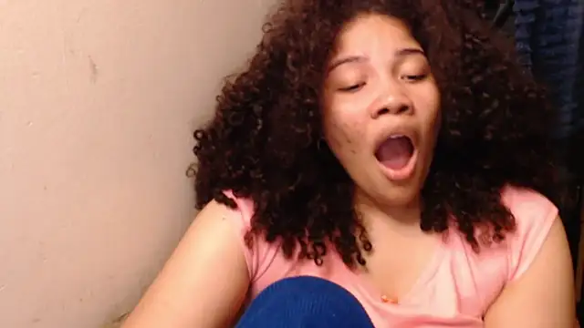 madelene online show from December 2025 02:38:02 AM