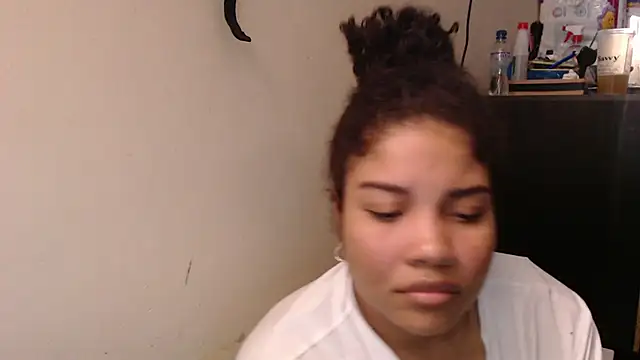 madelene online show from May 2026 02:28:01 AM