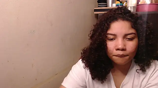 madelene online show from September 2025 12:28:02 AM