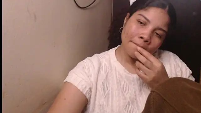 madelene online show from November 2025 12:55:01 AM