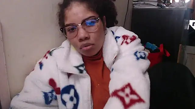madelene online show from February 2025 11:50:01 PM