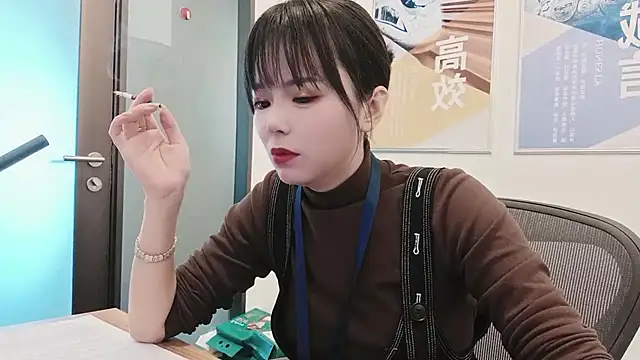 KKMM168 online show from October 2025 02:43:02 AM