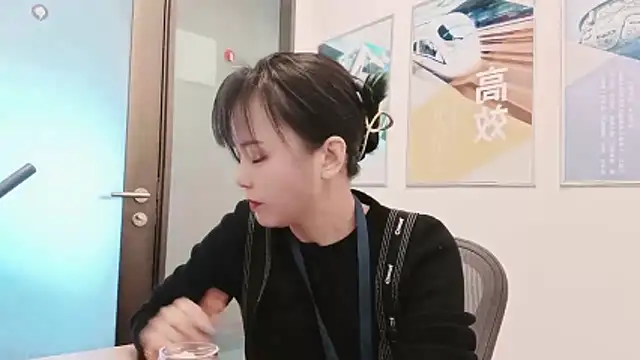 KKMM168 online show from October 2025 01:38:01 AM