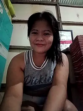 Snapshot of DignaRocero chatting on October 2025 08:37:02 AM DignaRocero online show from October 2025 08:37:02 AM