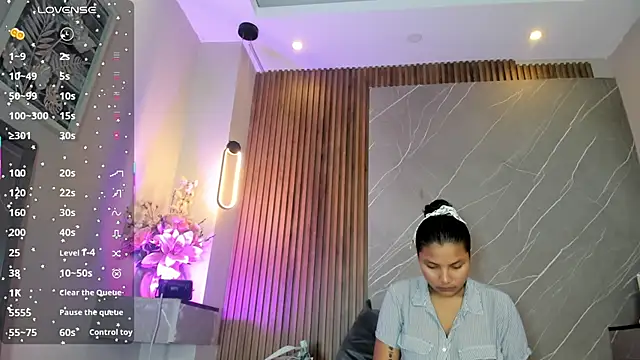 emma  rose1 online show from October 2025 02:13:01 AM