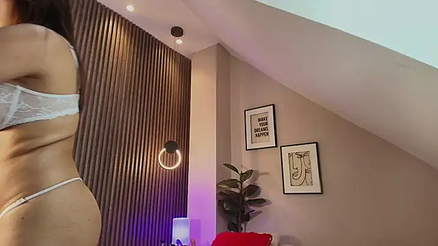 emma  rose1 online show from April 2026 02:57:01 AM