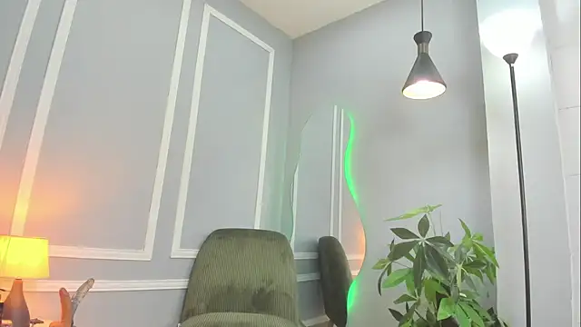 Snapshot of emma__rose1 chatting on February 2026 07:32:02 PM emma rose1 online show from February 2026 07:32:02 PM