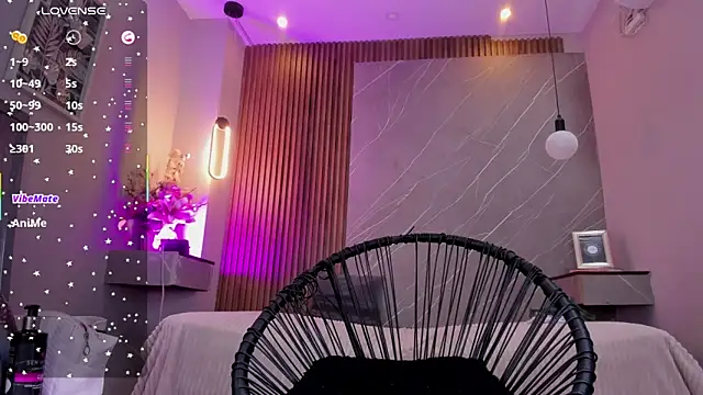 Snapshot of emma__rose1 chatting on December 2025 02:24:01 AM emma rose1 online show from December 2025 02:24:01 AM