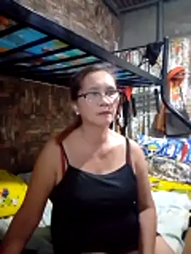 SexyHottMom online show from April 2026 09:49:01 AM