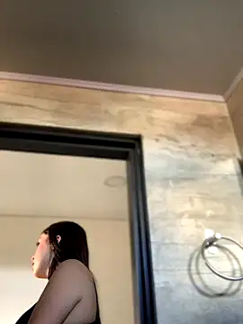 Snapshot of Linda_LS chatting on September 2025 02:01:01 PM Linda LS online show from September 2025 02:01:01 PM