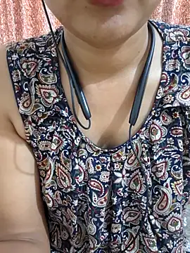 Queen Nora online show from June 2026 11:59:02 AM