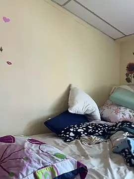 MiaRousexxx  online show from October 2025 05:47:02 PM