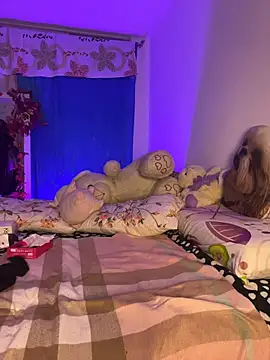 Snapshot of MiaRousexxx_ chatting on February 2026 11:43:02 PM MiaRousexxx online show from February 2026 11:43:02 PM