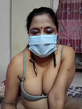 Snapshot of mature_mimi chatting on November 2025 05:50:01 PM mature mimi online show from November 2025 05:50:01 PM