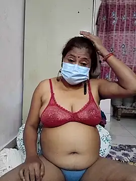 Snapshot of mature_mimi chatting on October 2025 05:54:01 PM mature mimi online show from October 2025 05:54:01 PM