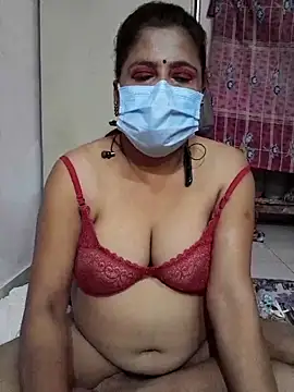 Snapshot of mature_mimi chatting on October 2025 05:25:02 PM mature mimi online show from October 2025 05:25:02 PM